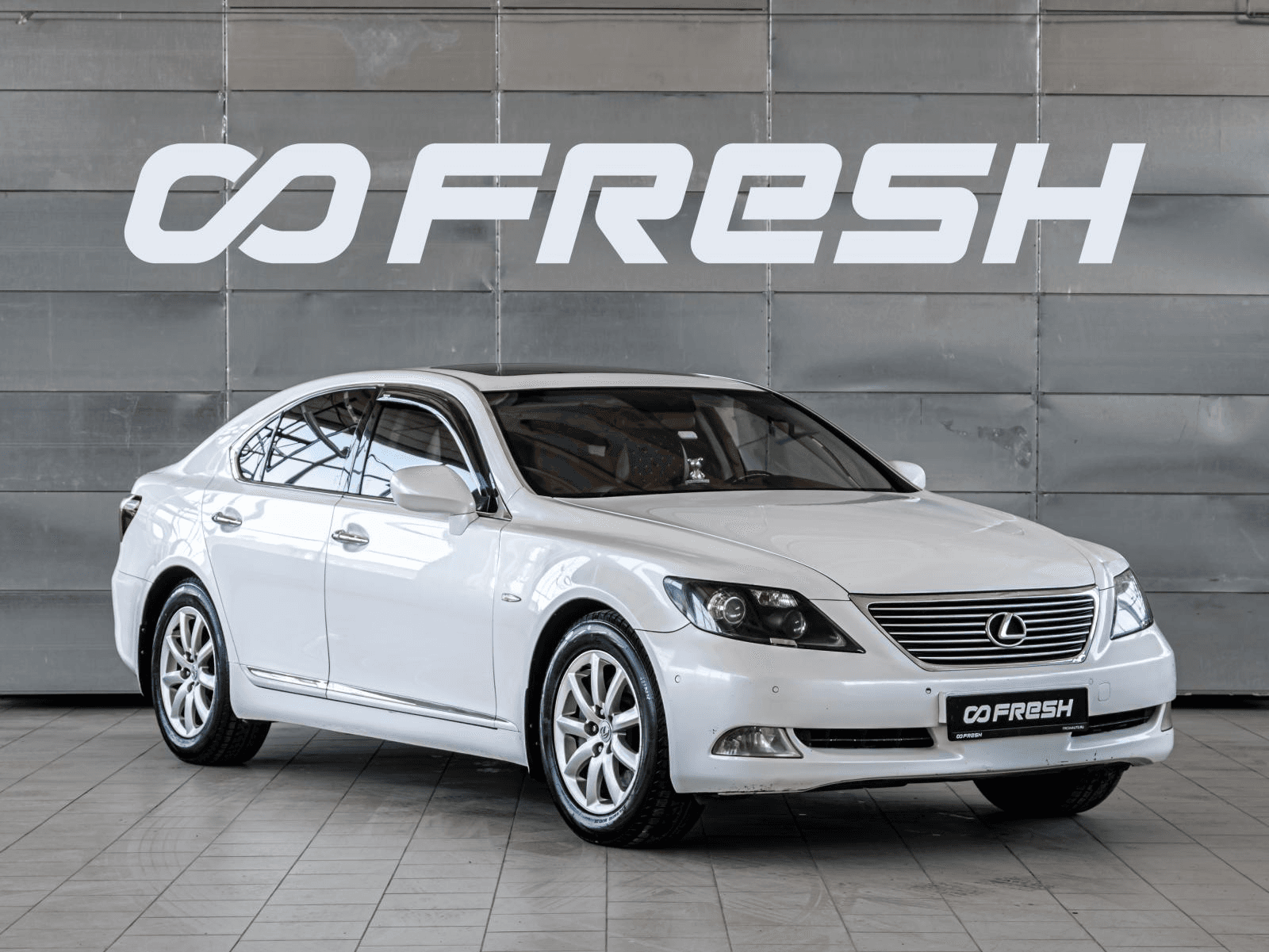 Lexus LS — купить