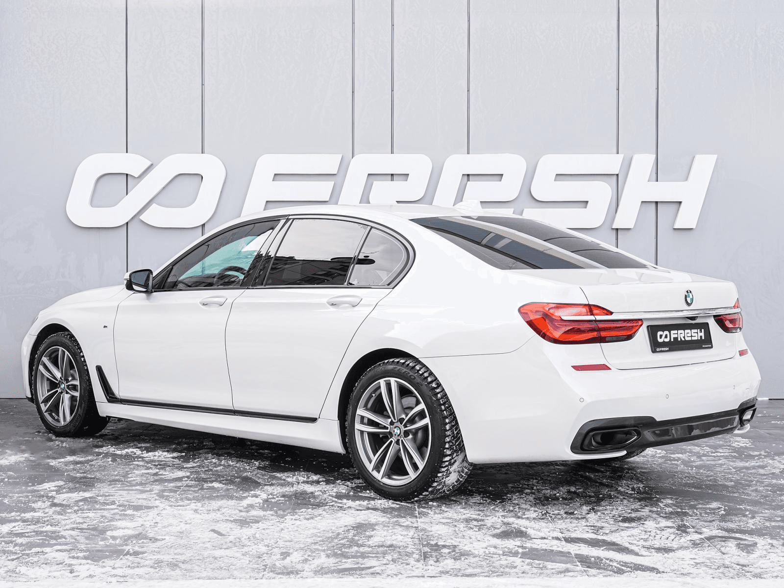 BMW 7 серия 2018 — миниатюра 2