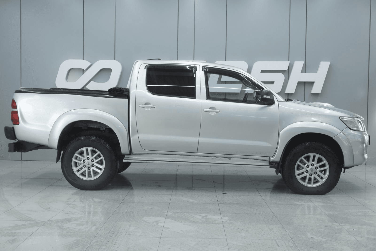 Toyota Hilux 2013 — миниатюра 5
