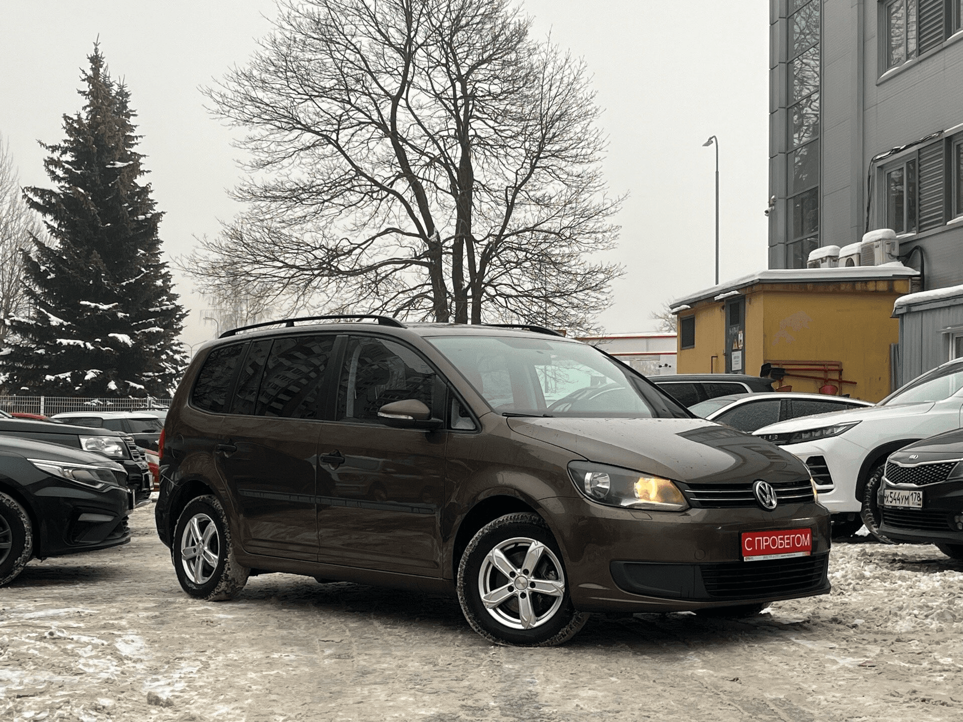 Volkswagen Touran 2013 — купить в Санкт-Петербург