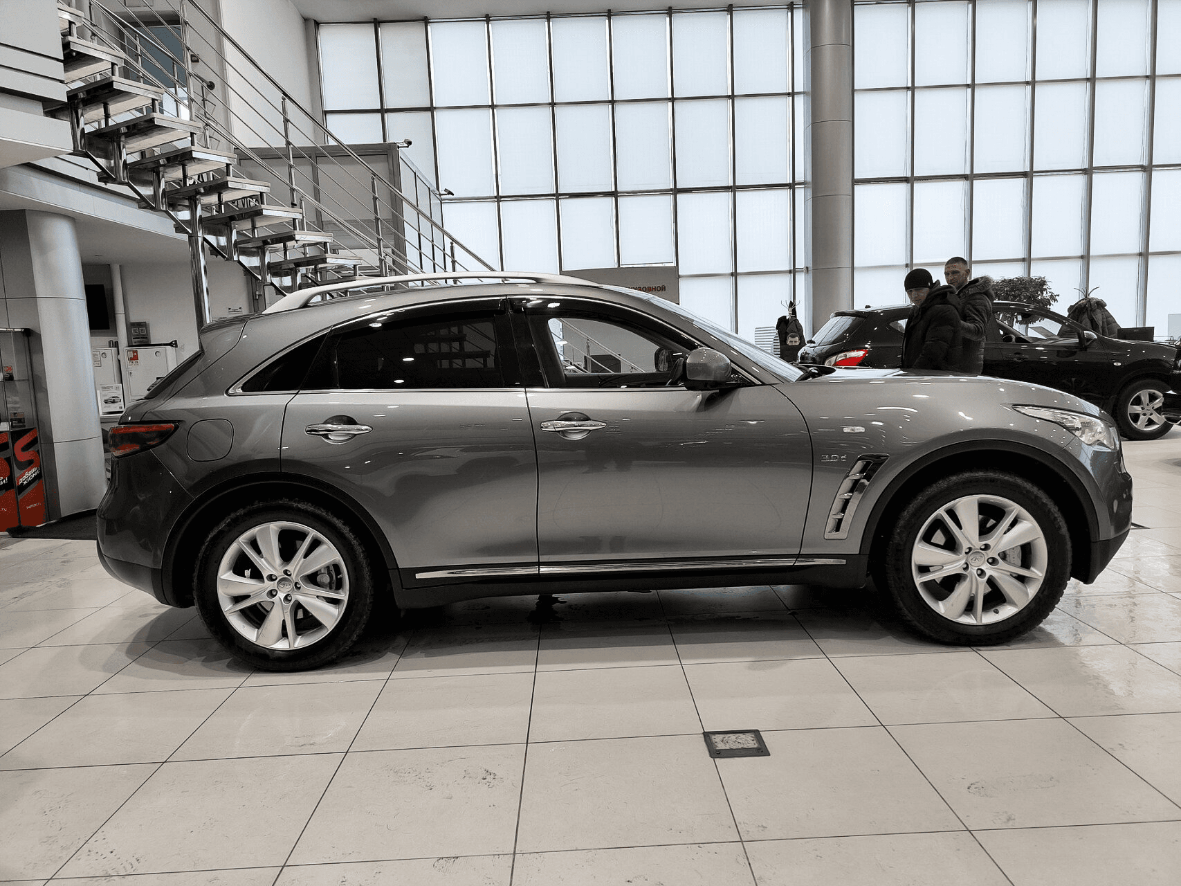 Infiniti QX70 2016 — миниатюра 4