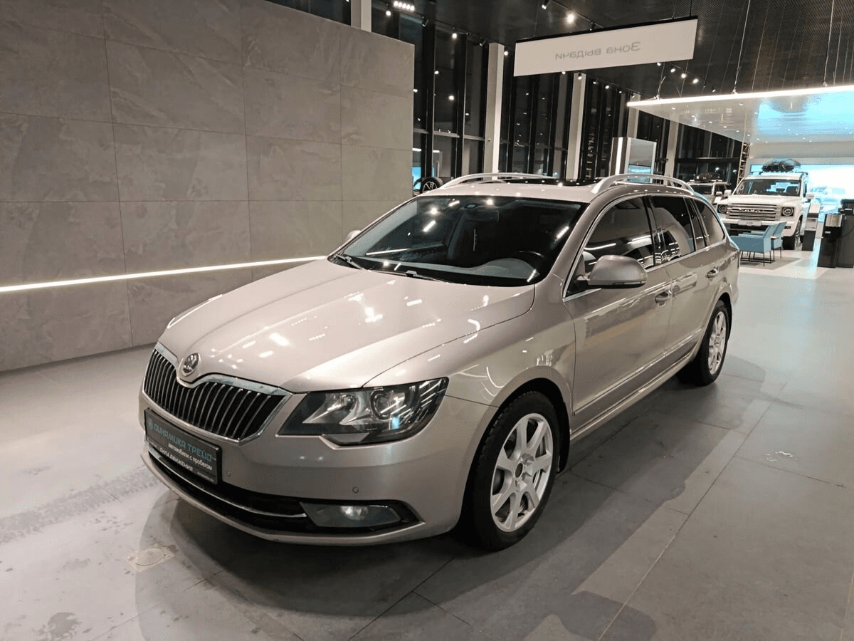 Skoda Superb 2014 — купить в Вологда