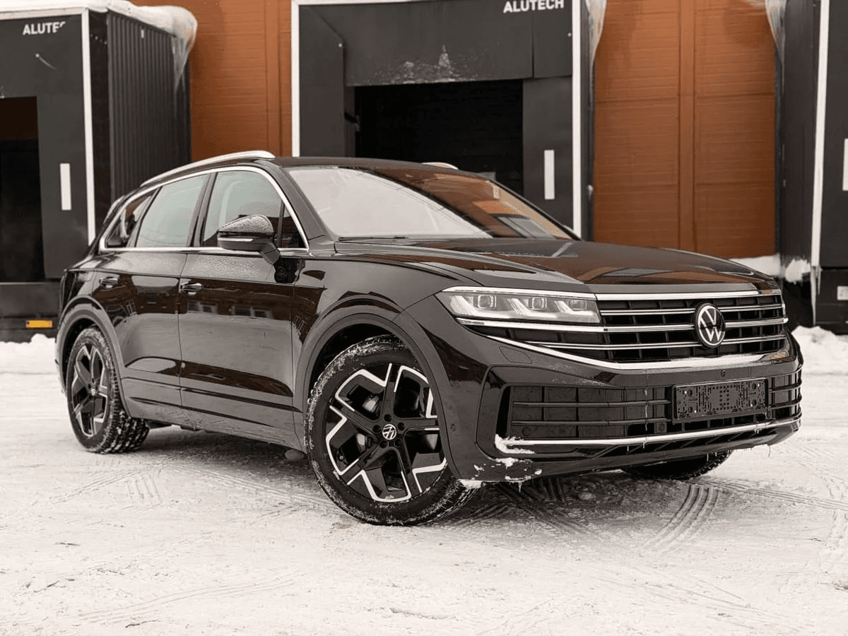 Volkswagen Touareg — купить