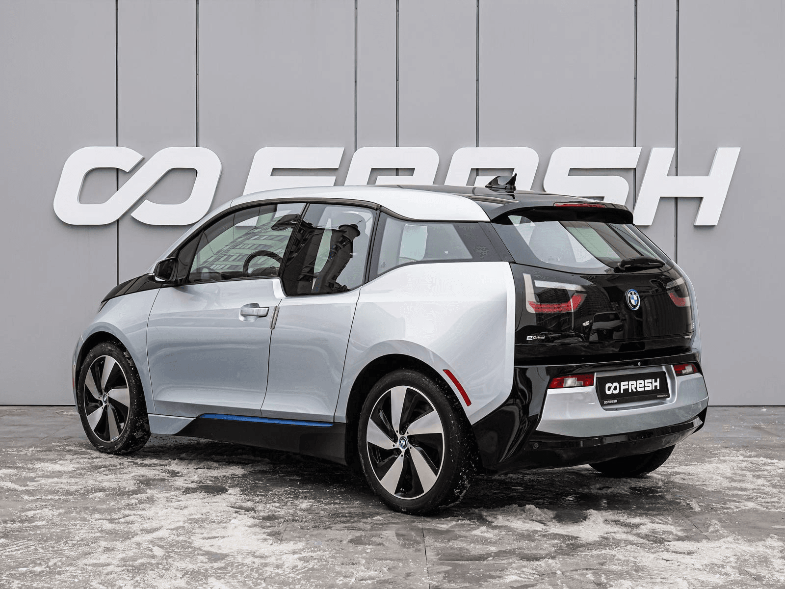 BMW i3 2014 — миниатюра 2