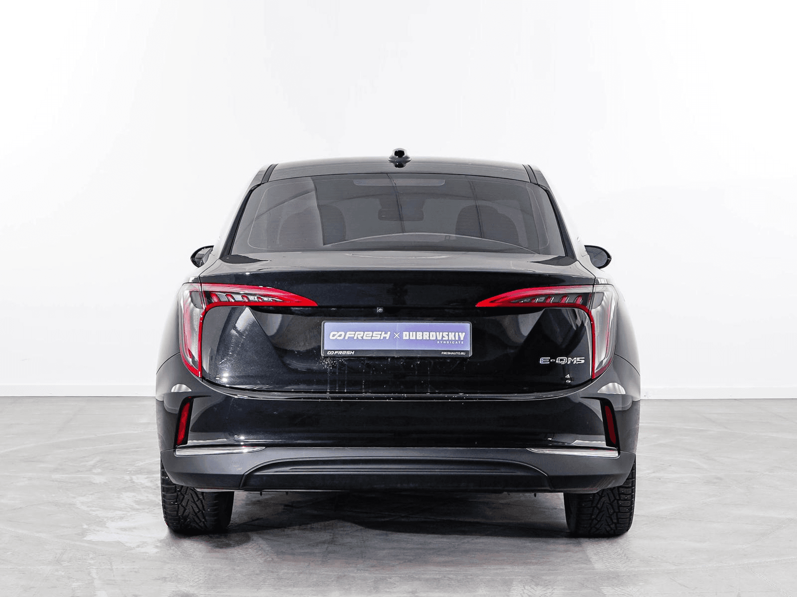 Hongqi E-QM5 2022 — миниатюра 4