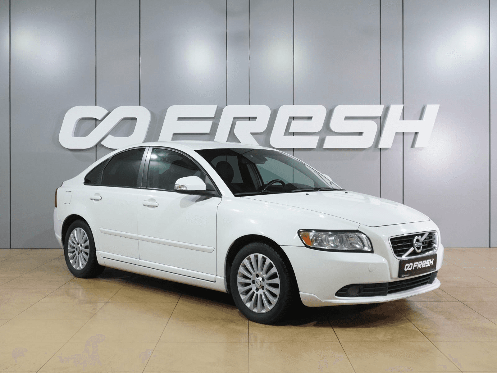 Volvo S40 2010 — купить в Воронеж