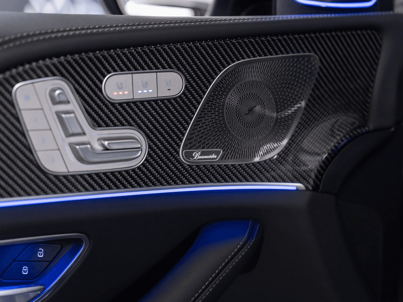 Mercedes-Benz GLS AMG 2025 — миниатюра 16