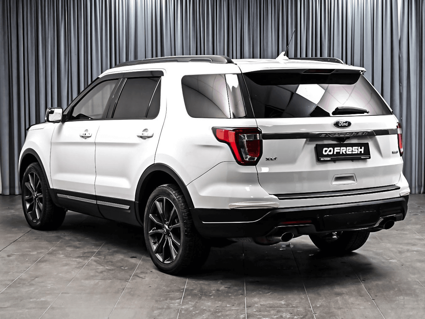 Ford Explorer 2018 — миниатюра 2