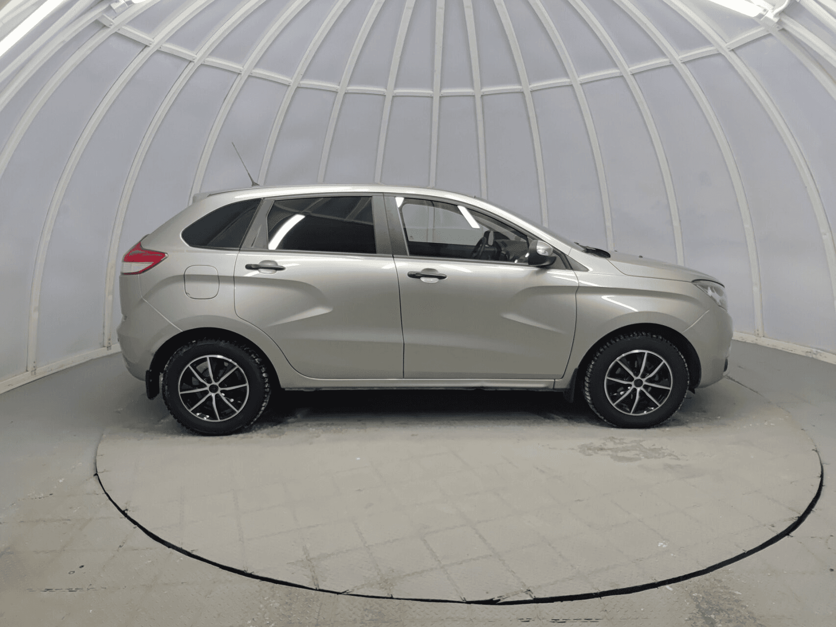 LADA XRAY 2017 — миниатюра 4