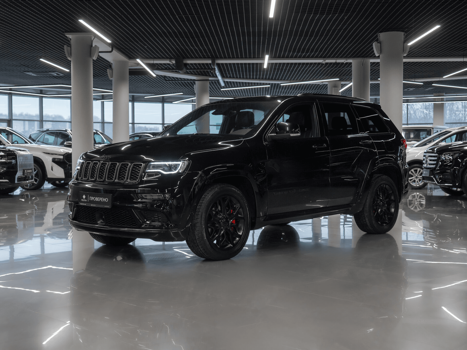 Jeep Grand Cherokee 2021 — купить в Москва