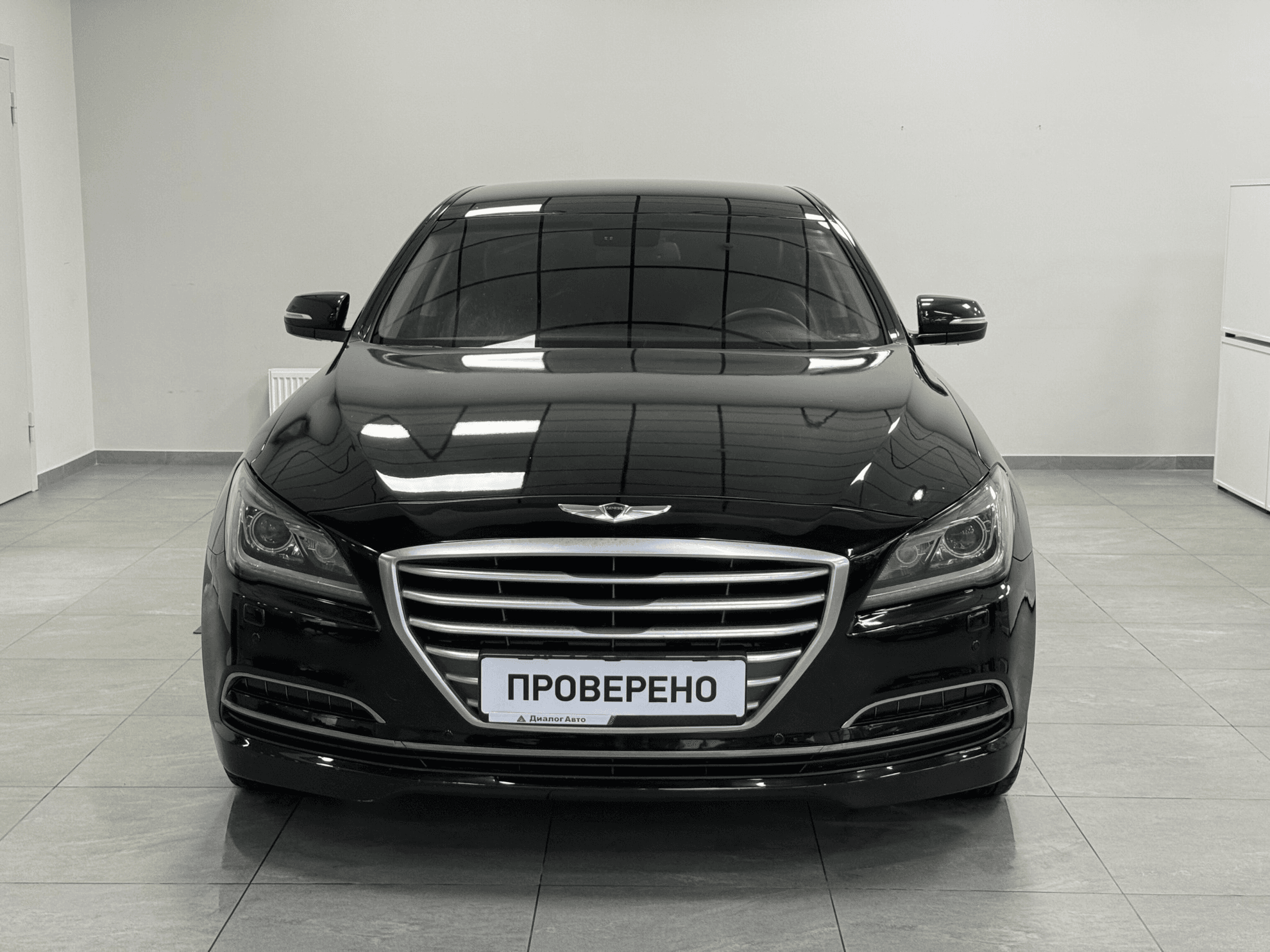 Hyundai Genesis 2016 — миниатюра 2