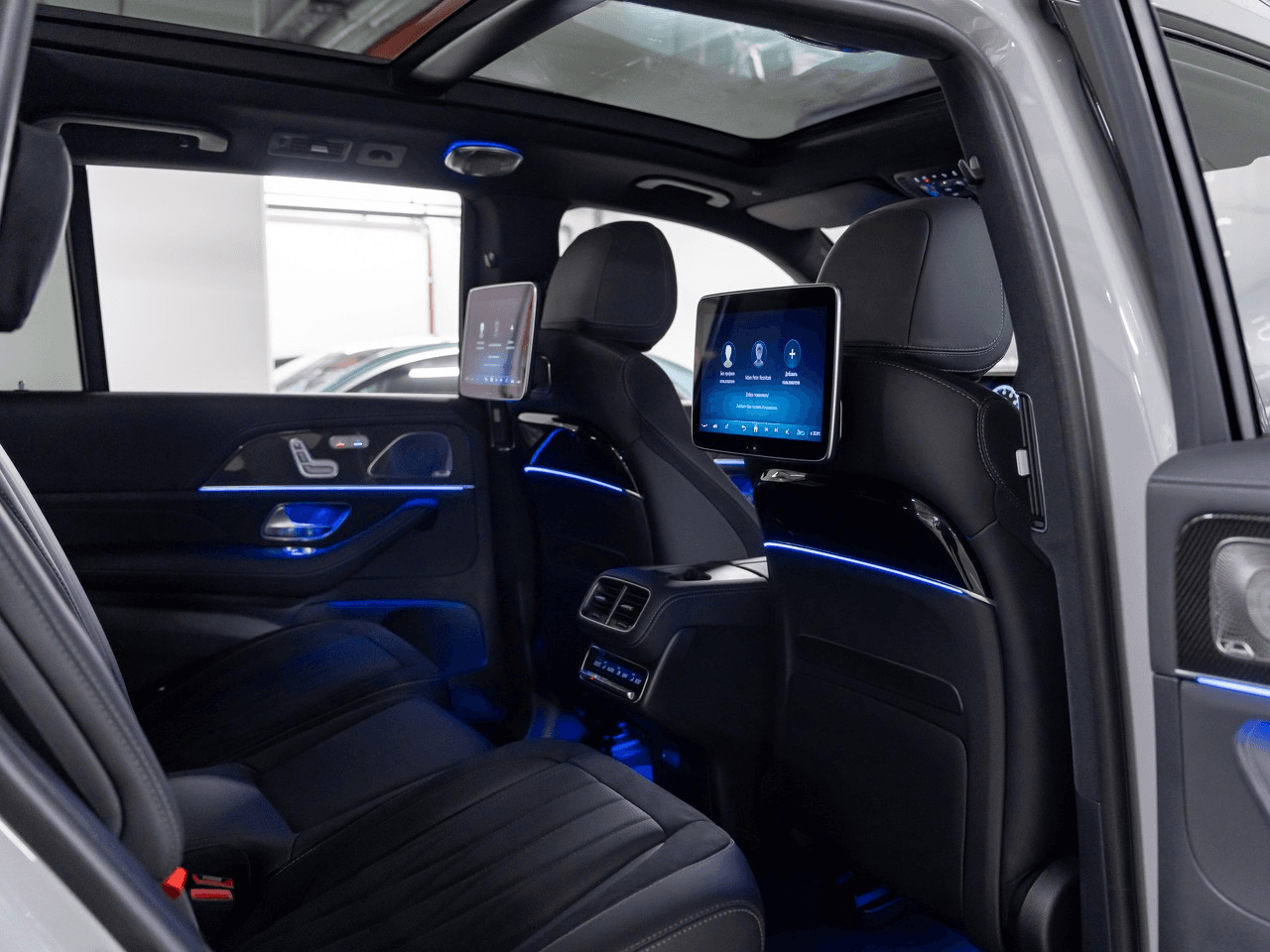 Mercedes-Benz GLS AMG 2025 — миниатюра 9