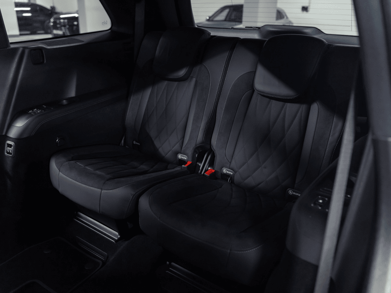 Mercedes-Benz GLS AMG 2025 — миниатюра 11