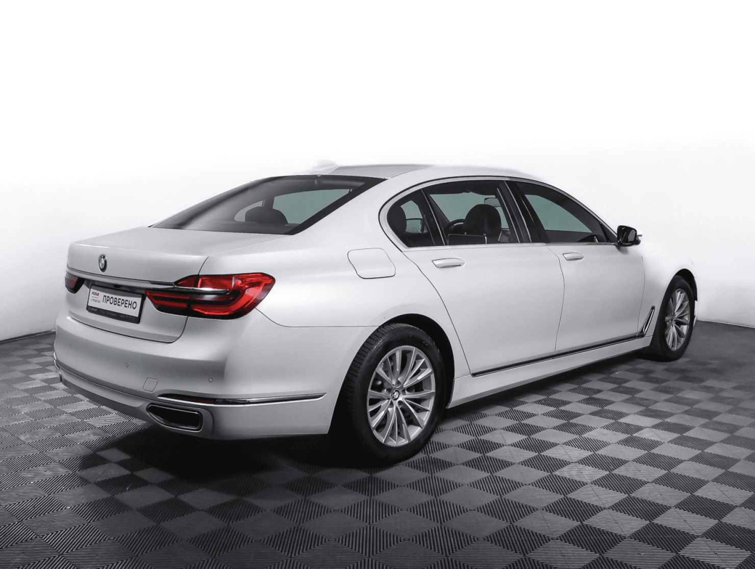 BMW 7 серия 2017 — миниатюра 5