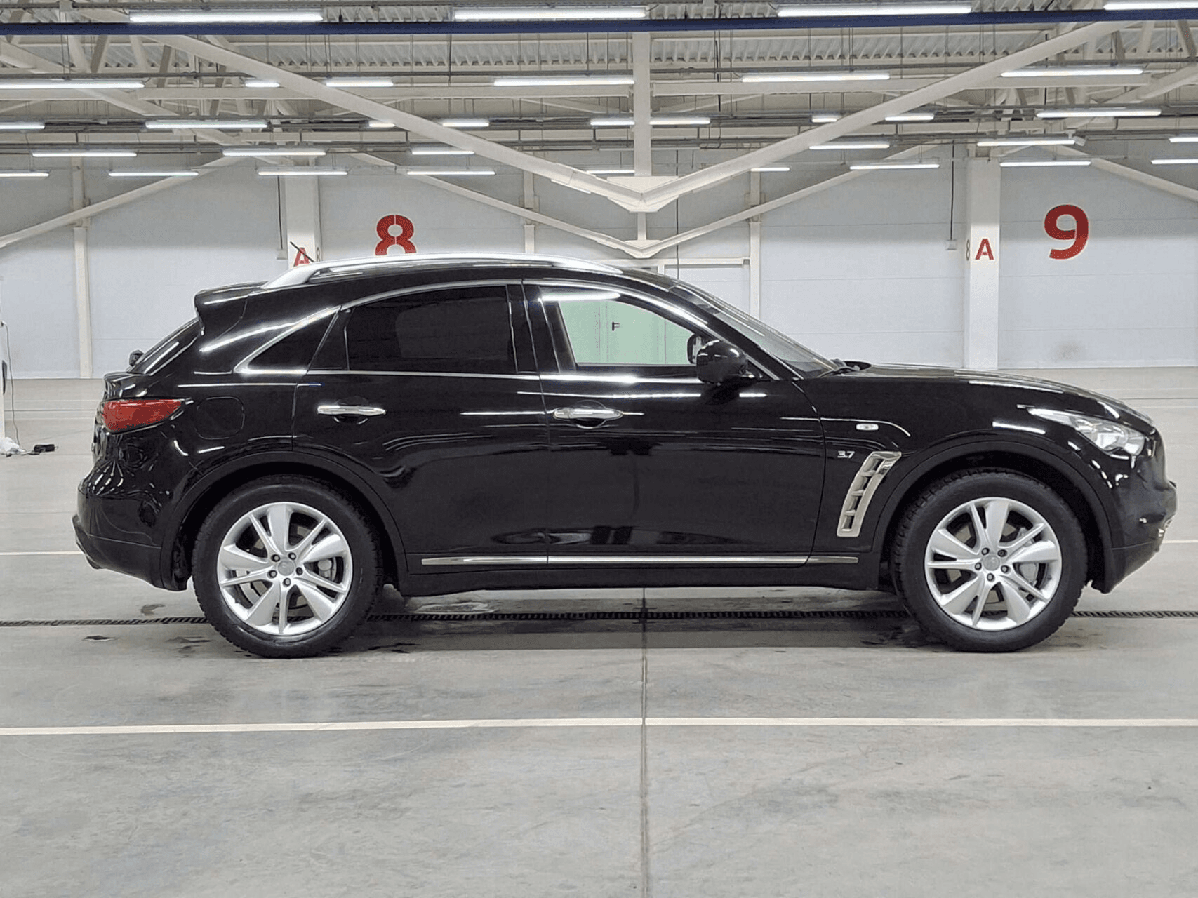 Infiniti QX70 2014 — миниатюра 4
