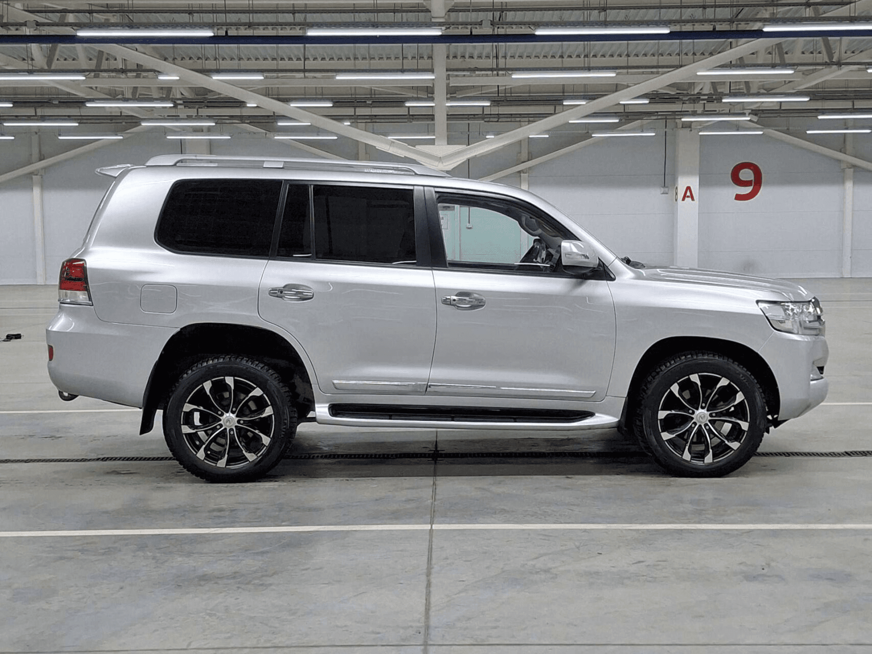 Toyota Land Cruiser 200 2009 — миниатюра 4