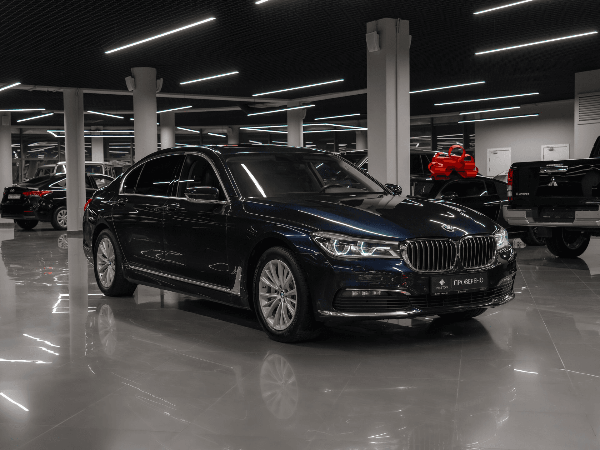 BMW 7 серия 2017 — миниатюра 2