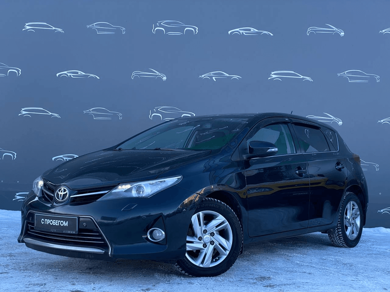 Toyota Auris — купить