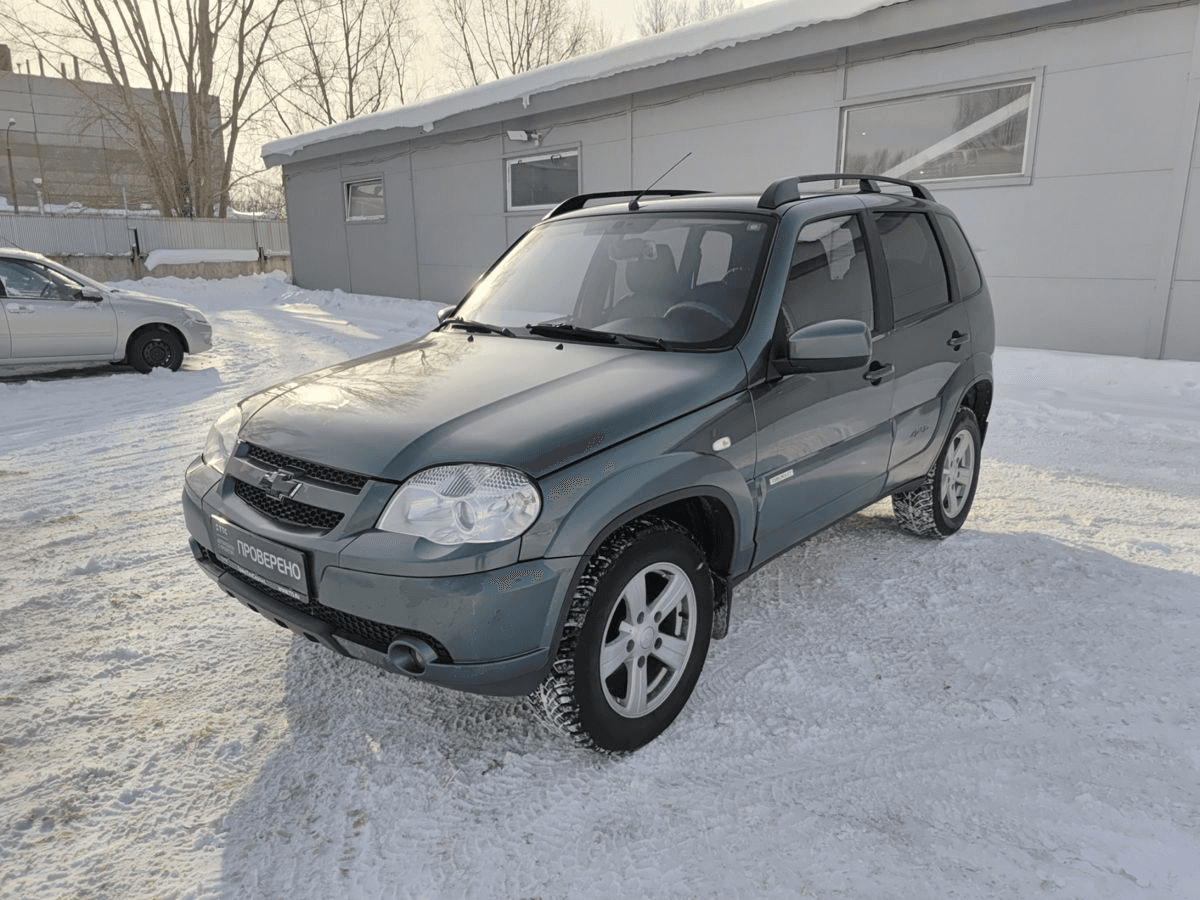 Chevrolet Niva 2016 — купить в Уфа