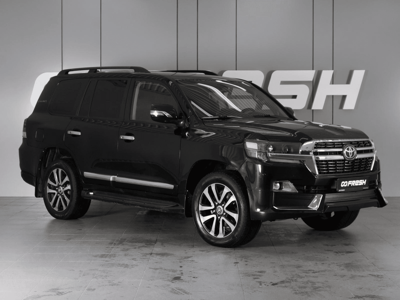 Toyota Land Cruiser 2012 — купить в Минеральные Воды