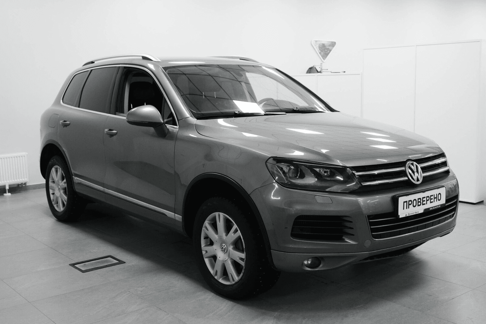 Volkswagen Touareg 2011 — миниатюра 2