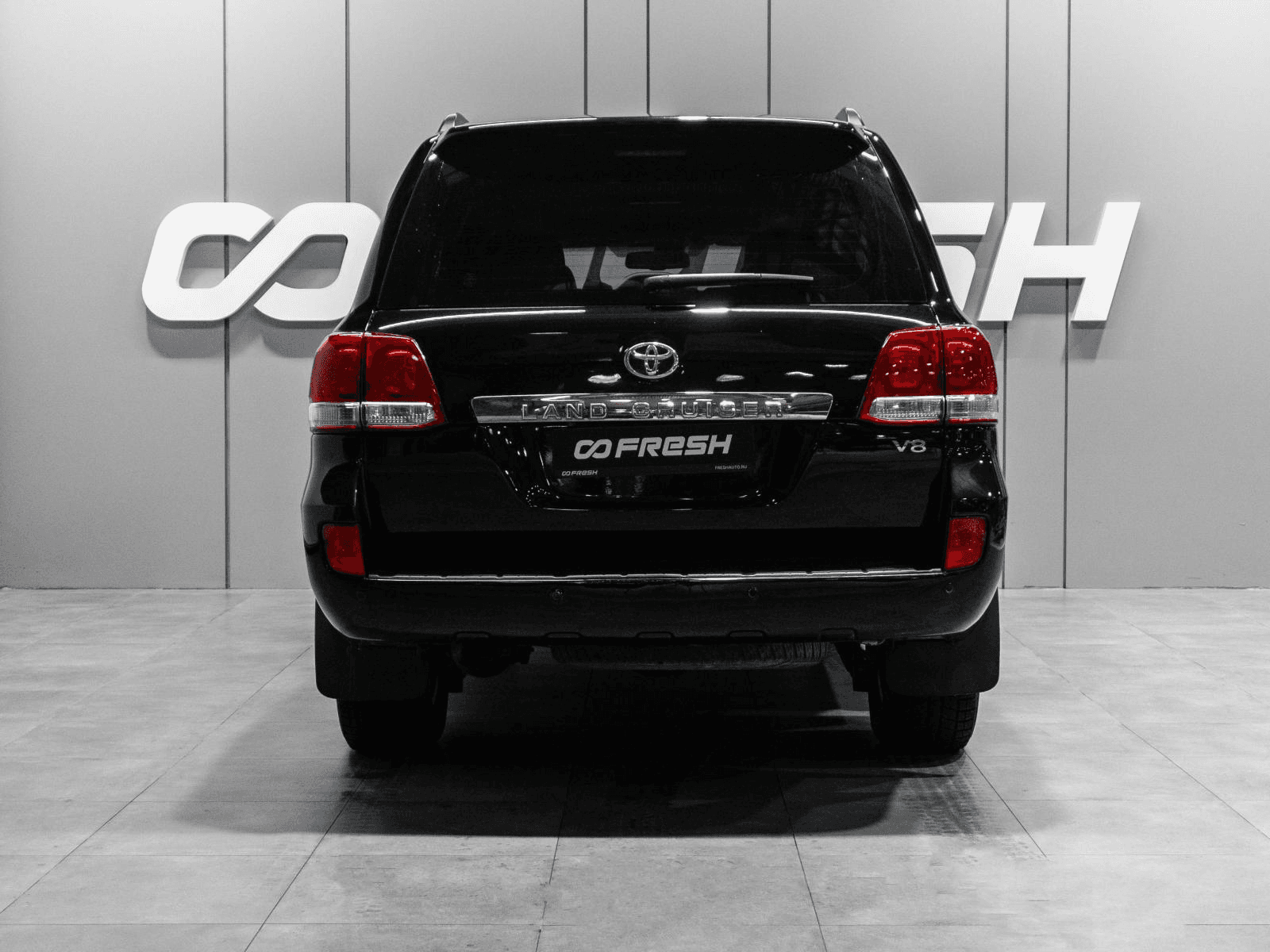 Toyota Land Cruiser 200 2010 — миниатюра 4