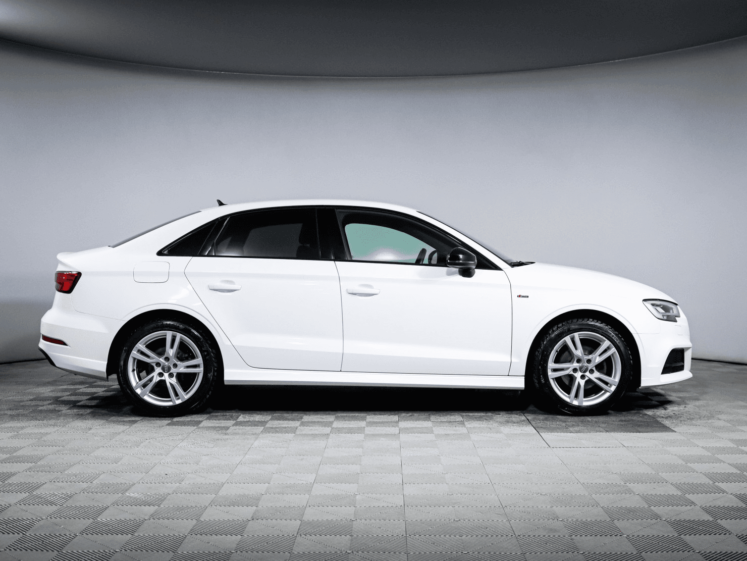 Audi A3 2019 — миниатюра 4