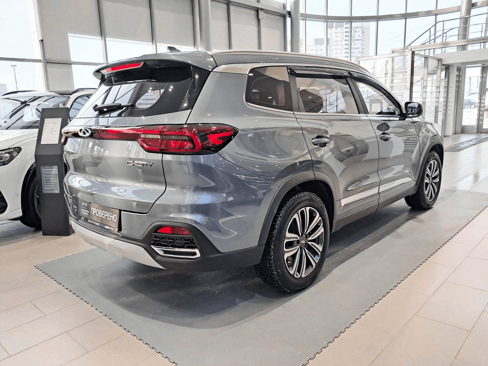 Chery Tiggo 8 2021 — миниатюра 5