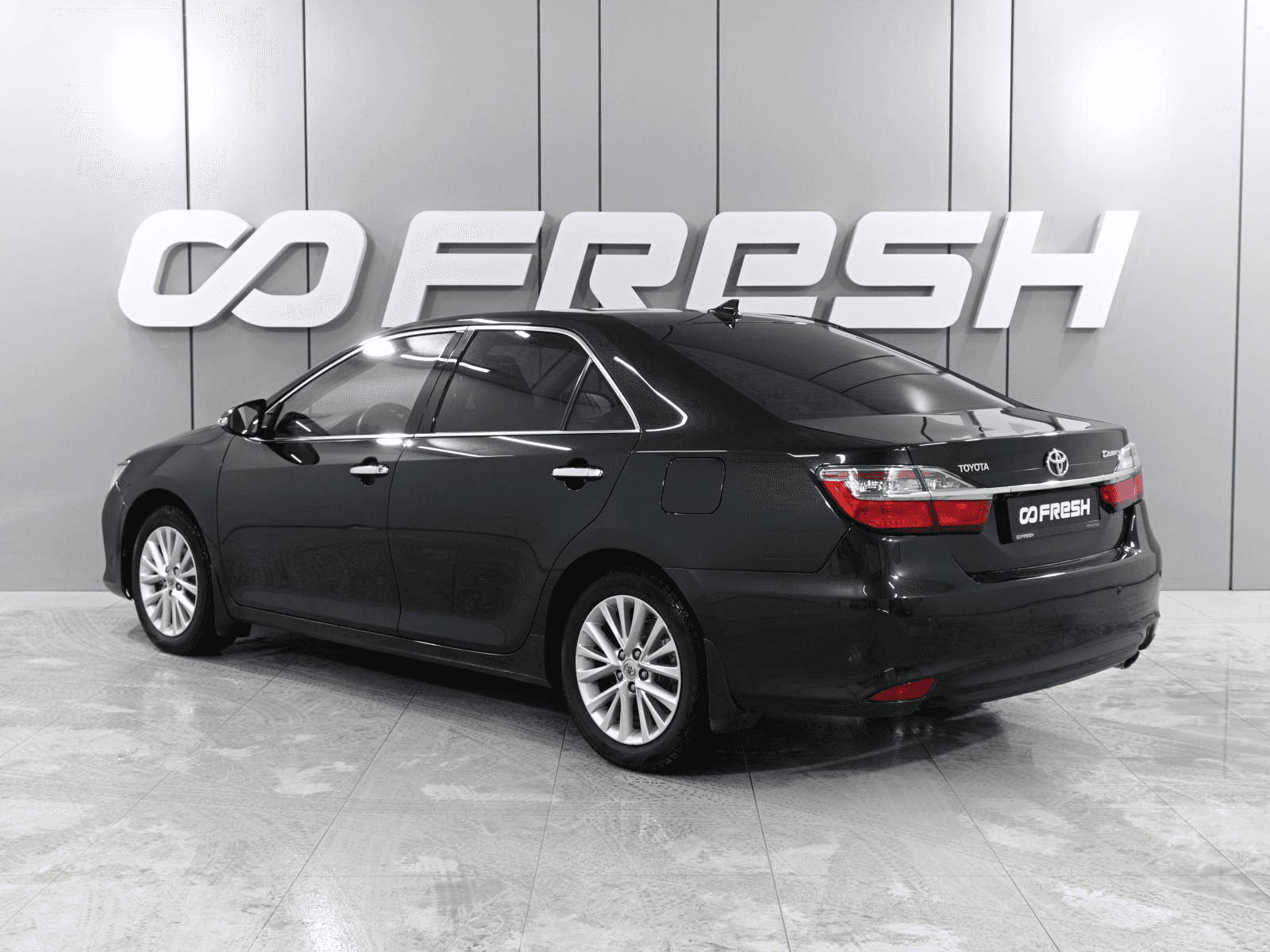 Toyota Camry 2015 — миниатюра 2