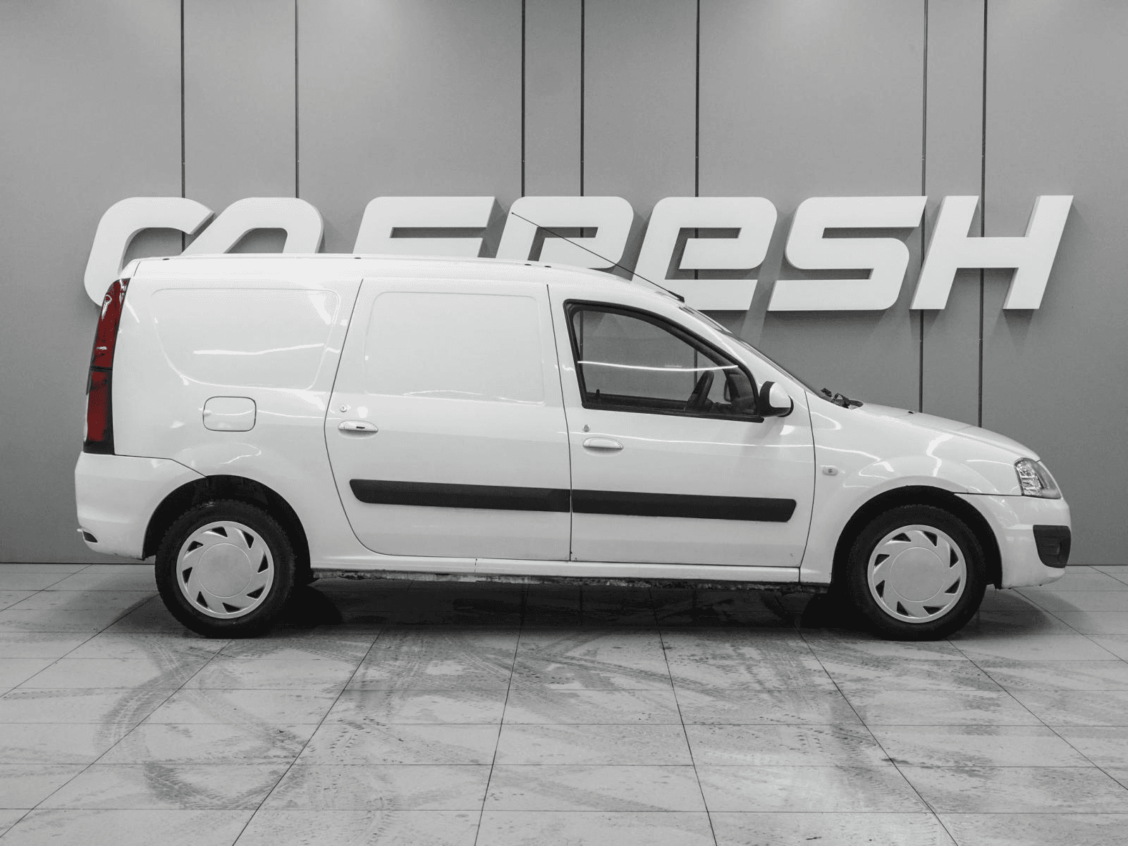 LADA Largus 2015 — миниатюра 4