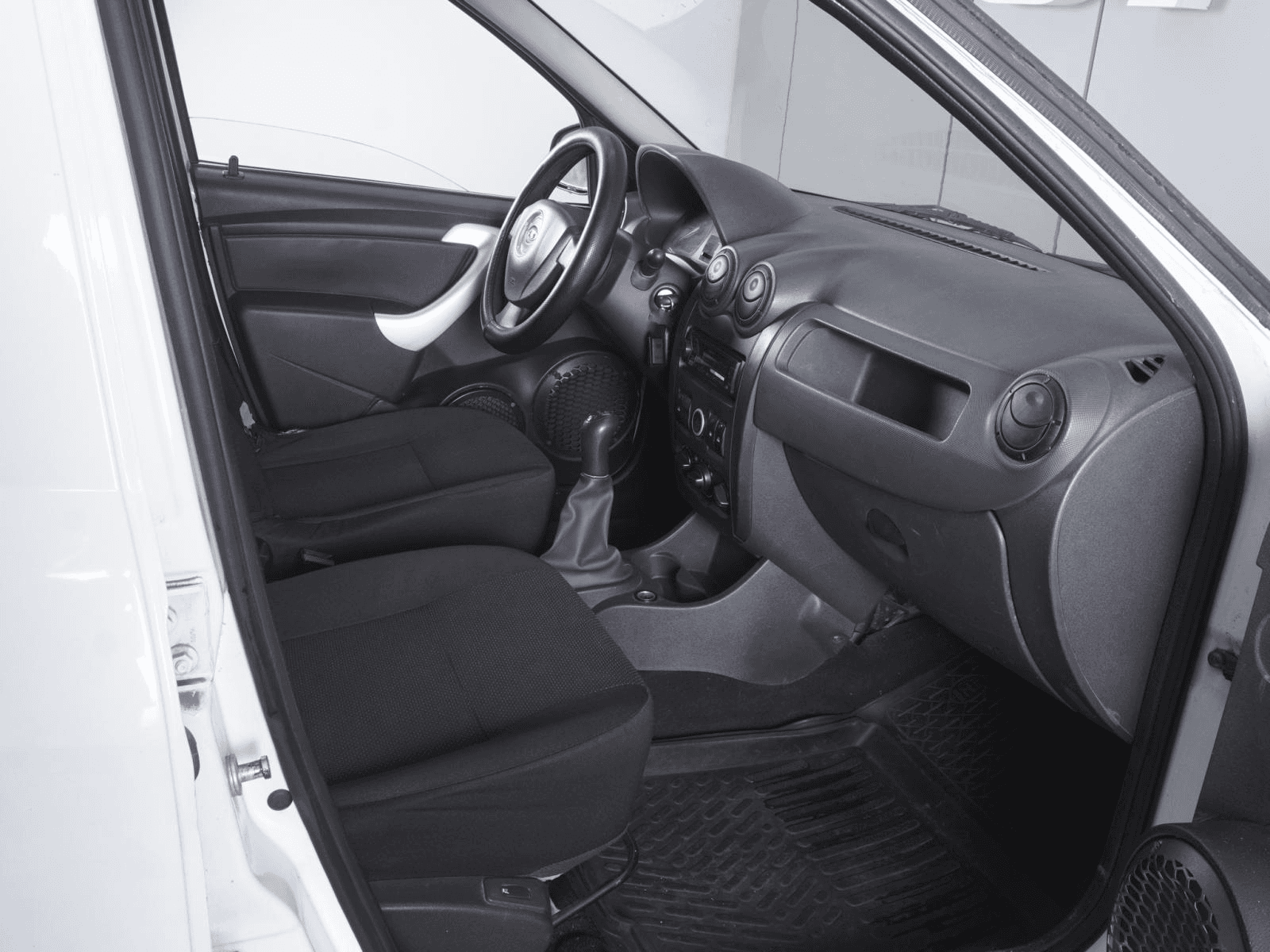 LADA Largus 2015 — миниатюра 5