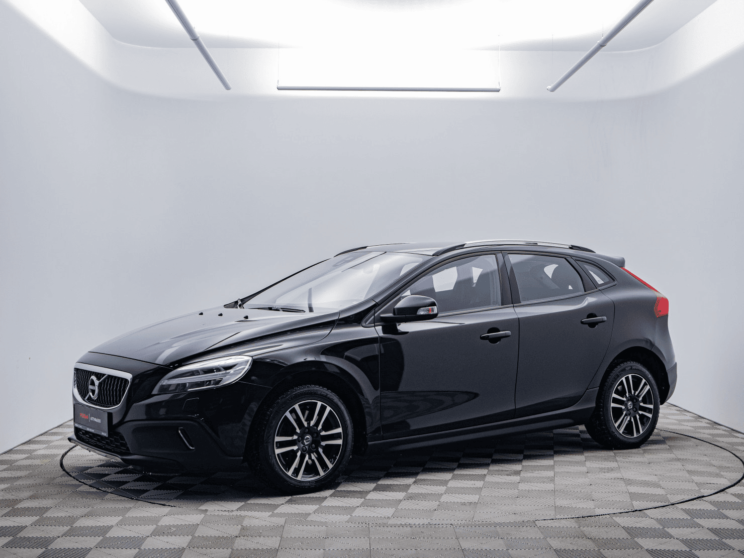 Volvo V40 Cross Country — купить