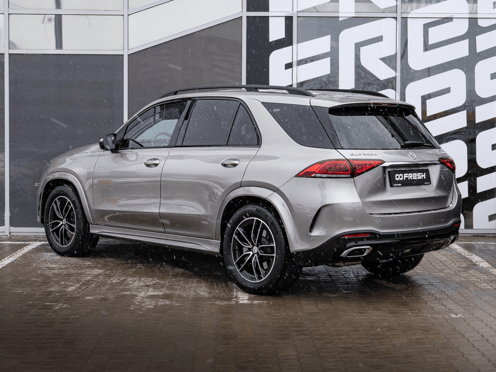 Mercedes-Benz GLE 2022 — миниатюра 2