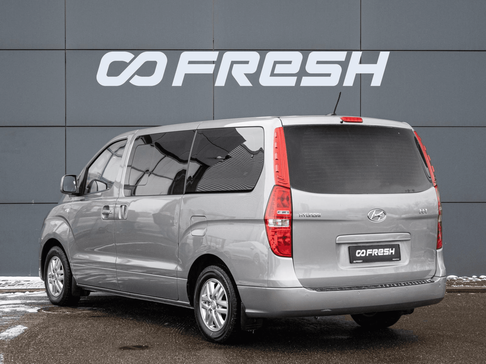 Hyundai H-1 2017 — миниатюра 2