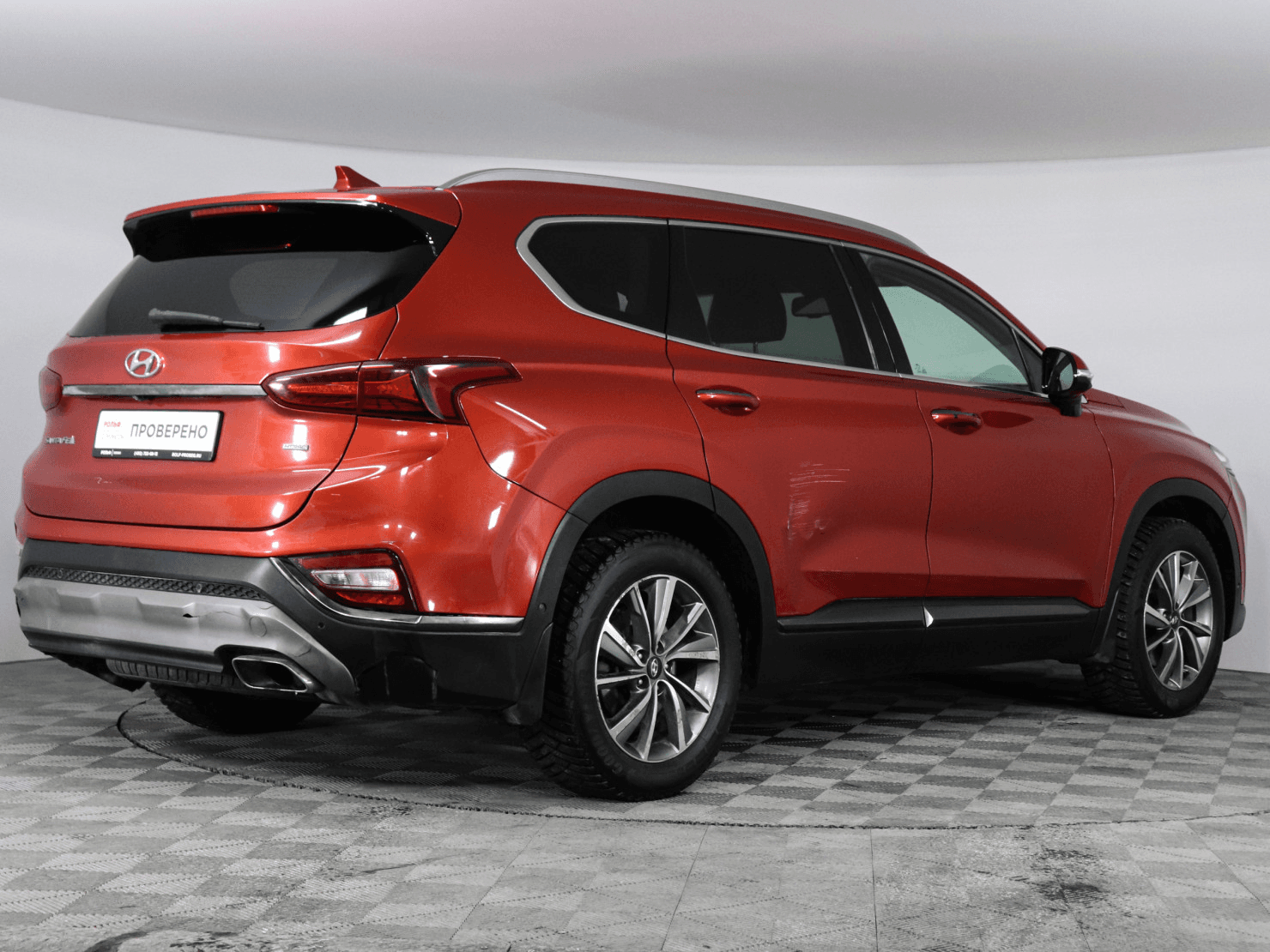 Hyundai Santa Fe 2018 — миниатюра 3