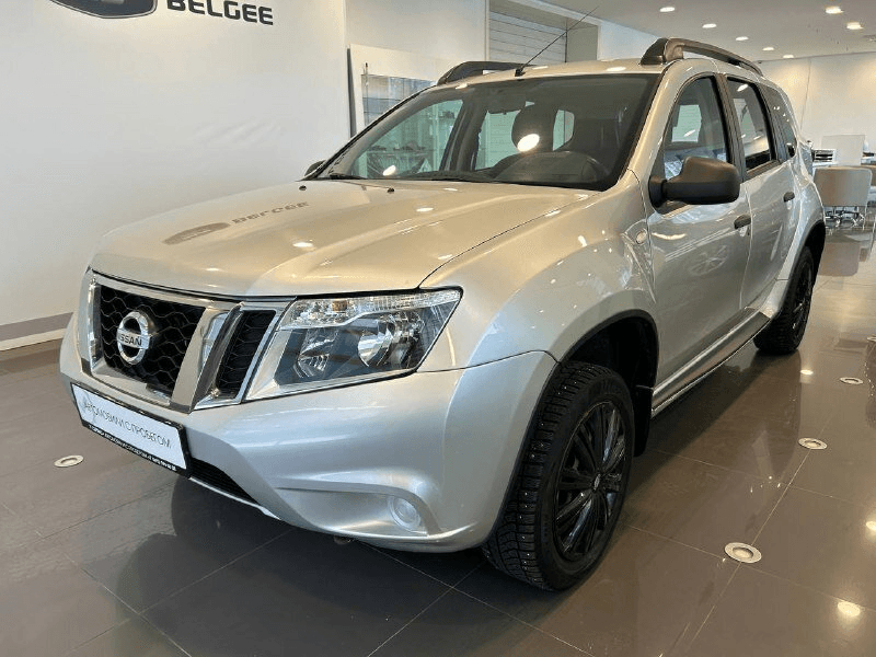 Nissan Terrano 2017 — купить в Москва