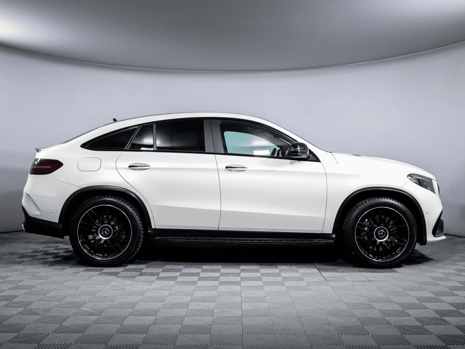 Mercedes-Benz GLE Coupe AMG 2015 — миниатюра 4