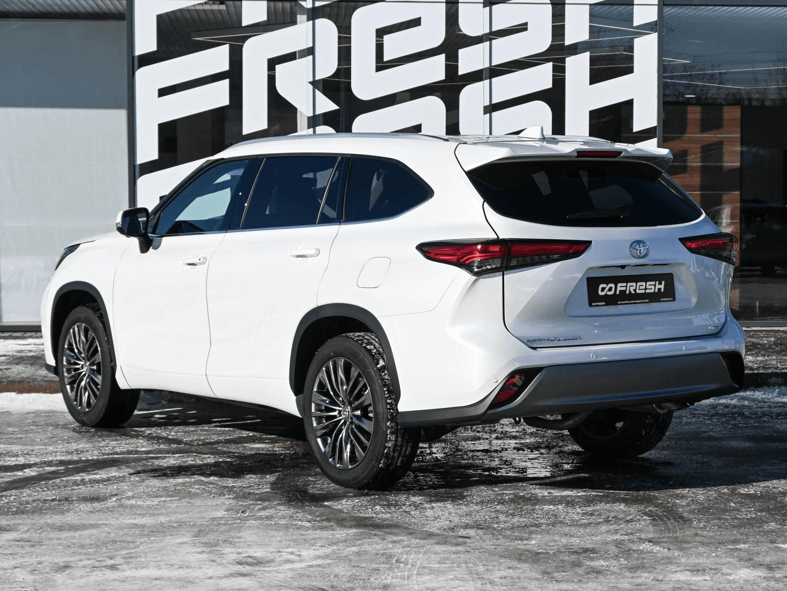 Toyota Highlander 2025 — миниатюра 2