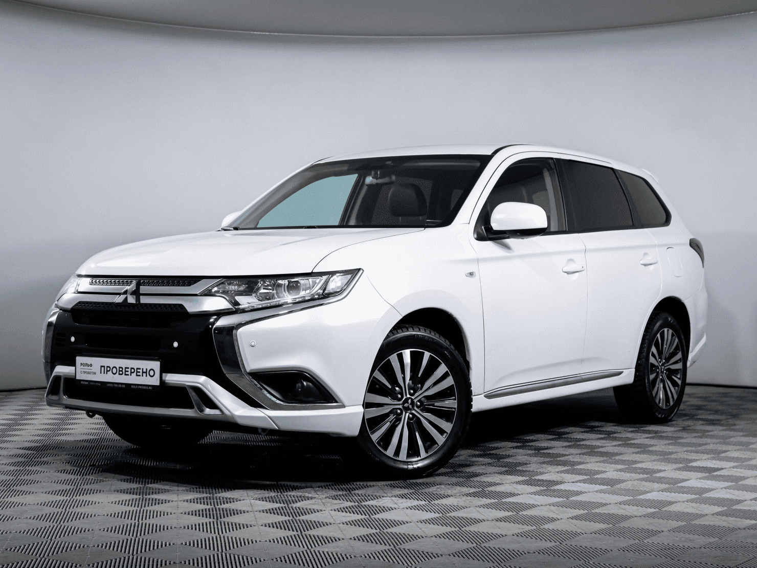 Mitsubishi Outlander 2022 — купить в Москва
