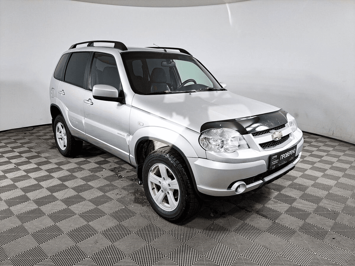 Chevrolet Niva 2013 — миниатюра 3