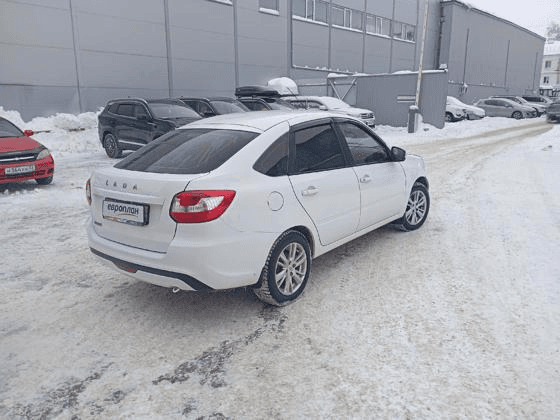LADA Granta лифтбек 2024 — миниатюра 3