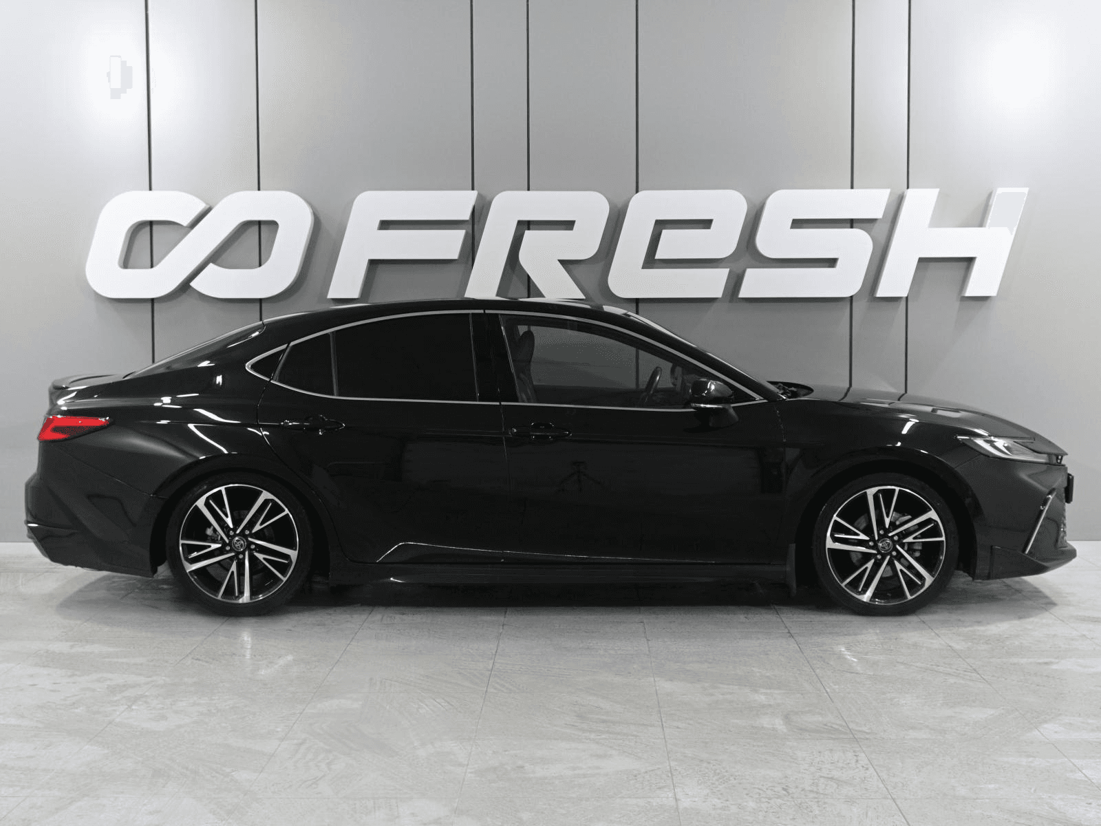 Toyota Camry 2024 — миниатюра 5