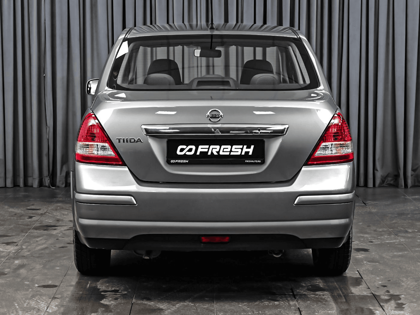 Nissan Tiida 2008 — миниатюра 4