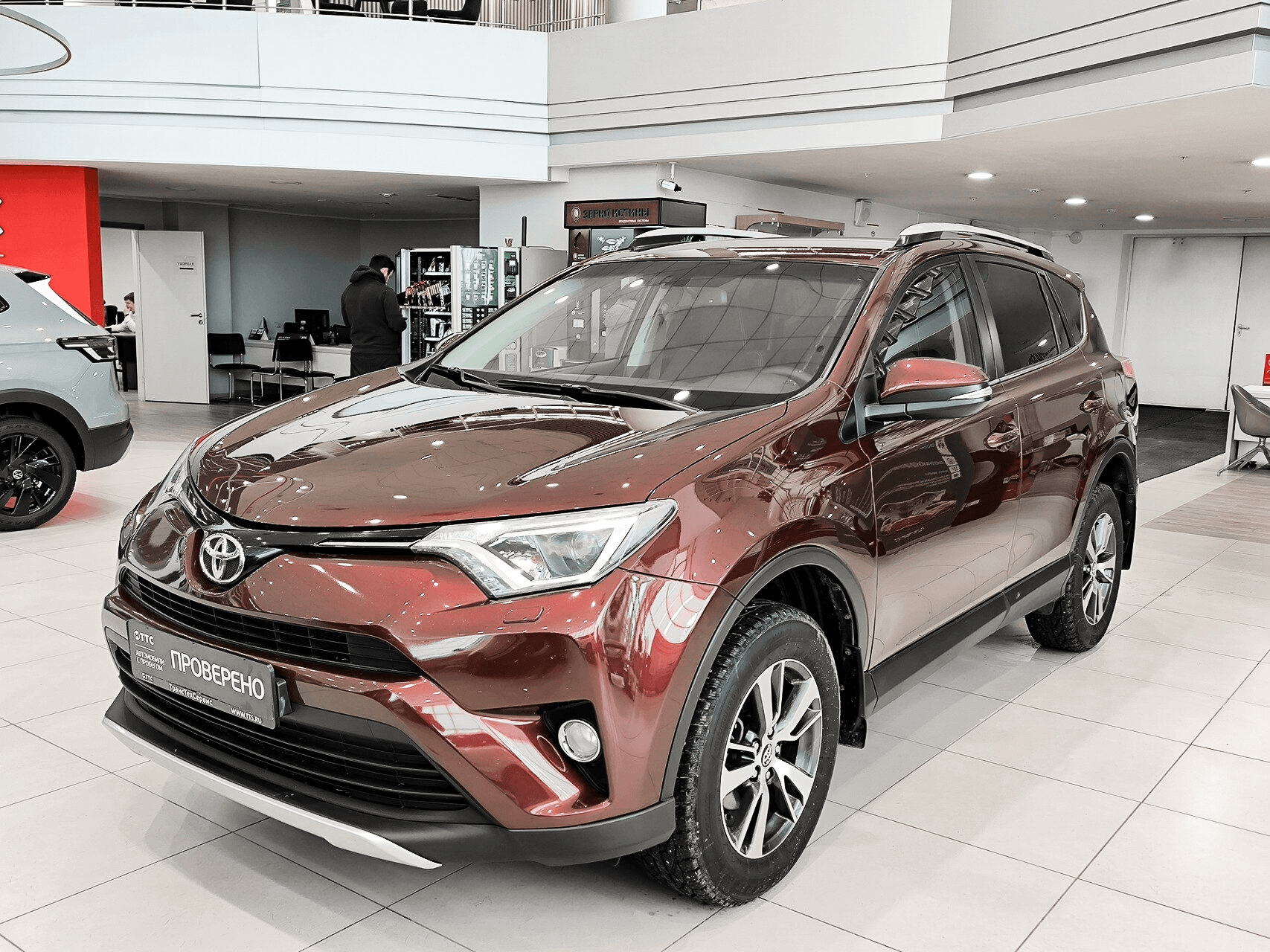 Toyota RAV4 2016 — купить в Казань