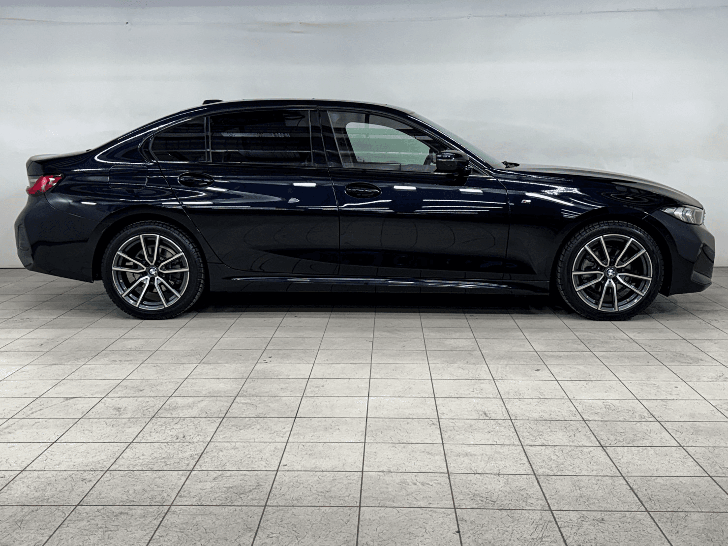 BMW 3 серия 2024 — миниатюра 4