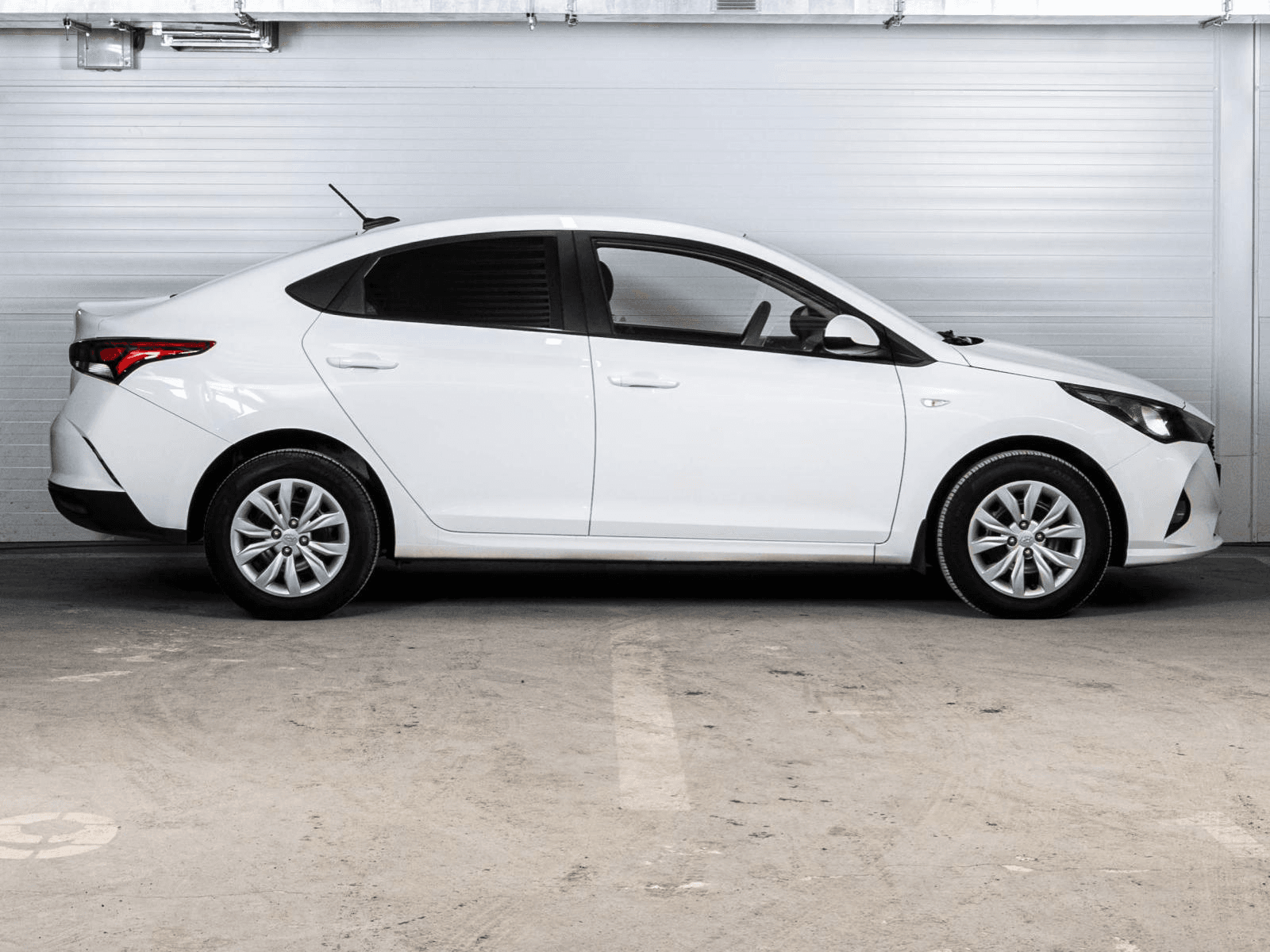 Hyundai Solaris 2021 — миниатюра 5