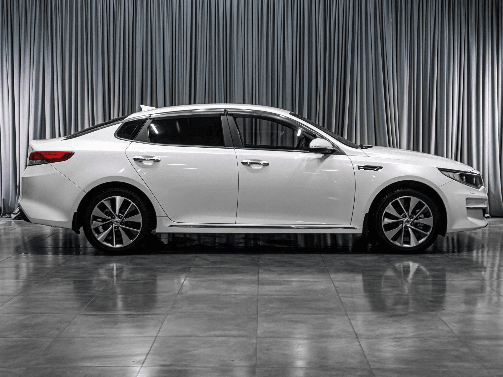 KIA Optima 2018 — миниатюра 5