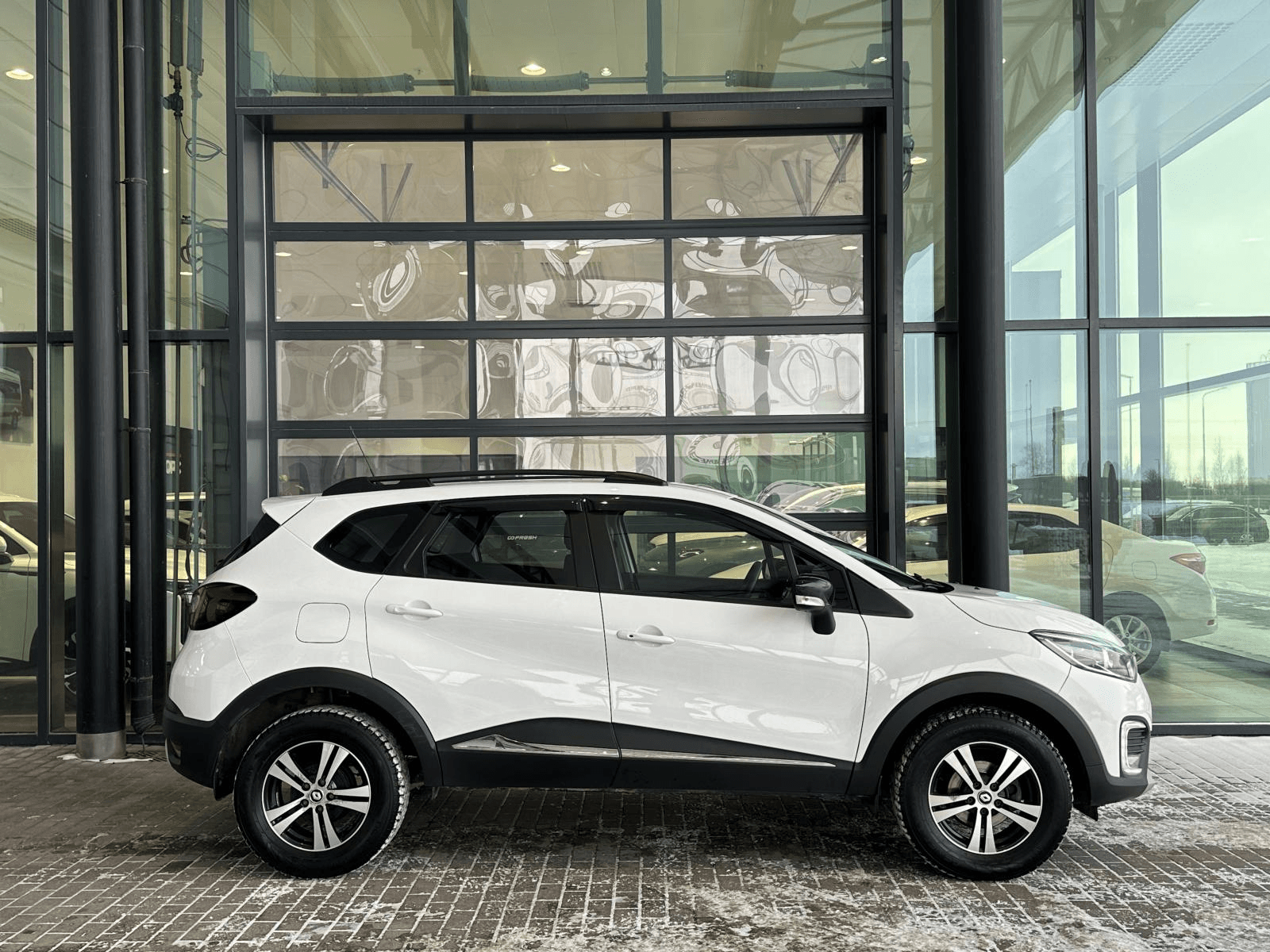 Renault Kaptur 2019 — миниатюра 5