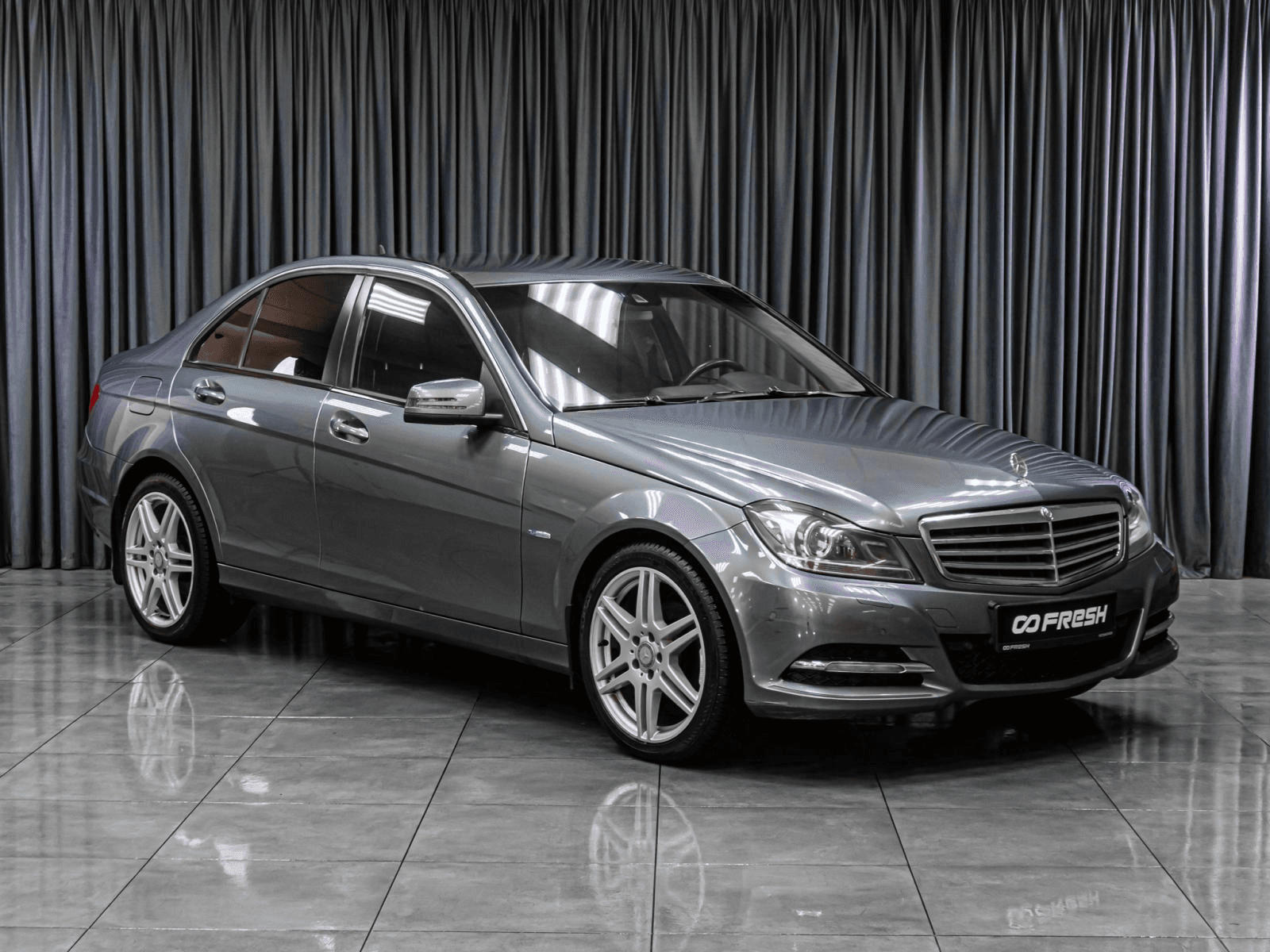 Mercedes-Benz C-Класс 2011 — купить в Тюмень