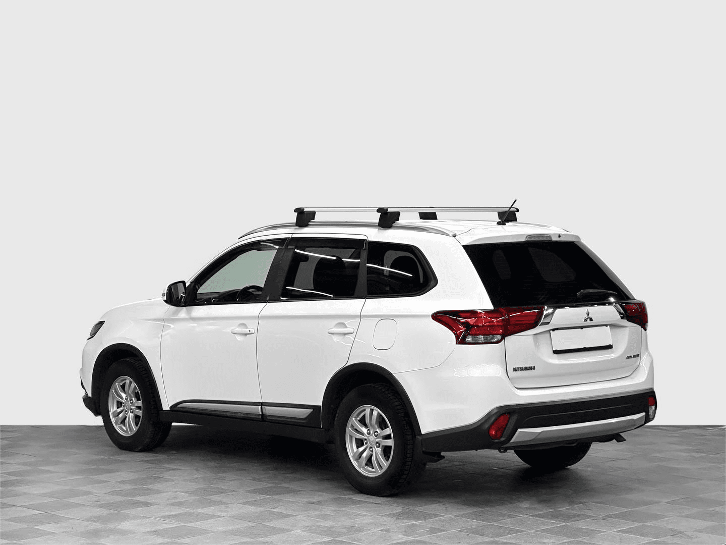 Mitsubishi Outlander 2016 — миниатюра 4